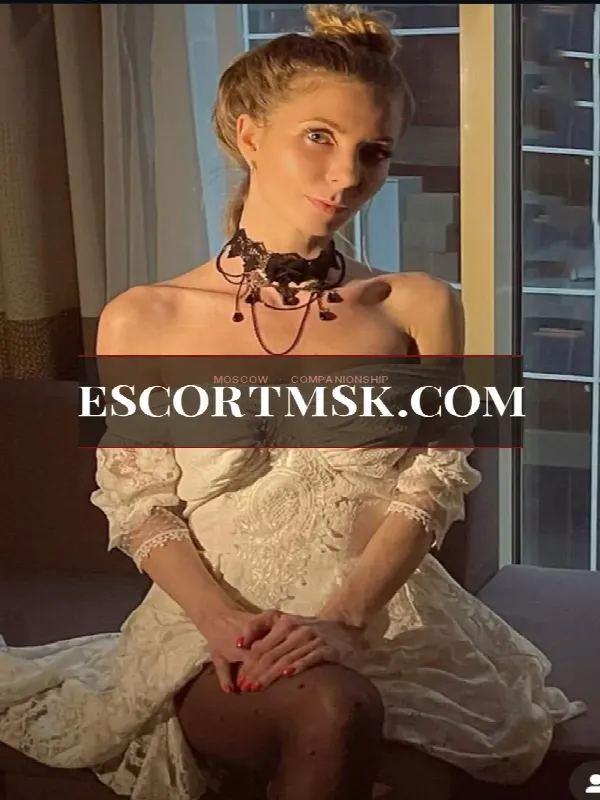 Василиса — Деловое и светское сопровождение в Москве